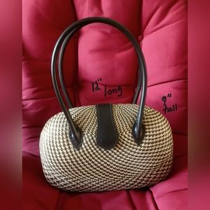 Purse herringbone pattern tan/brown. hard shell